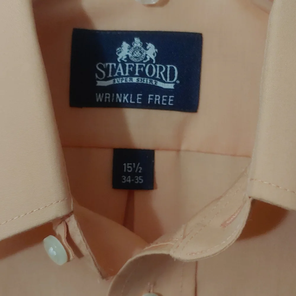 Stafford Broadcloth Button Down